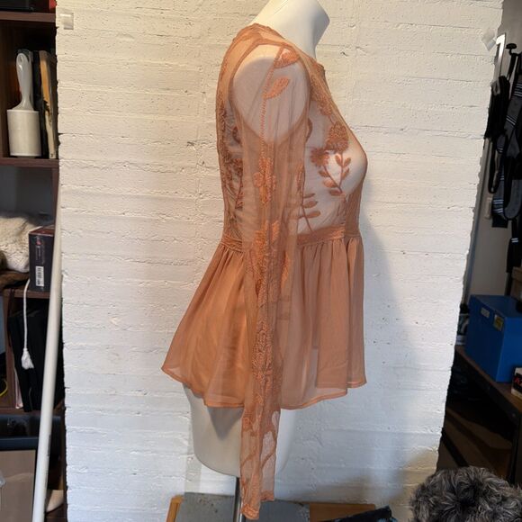 Sheer Embroidered Lace Peplum Top Floral XS Cottagecore Coquette Boho Vintage - Picture 3 of 5